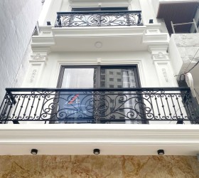 Chuyên làm lan can ban công nhà phố