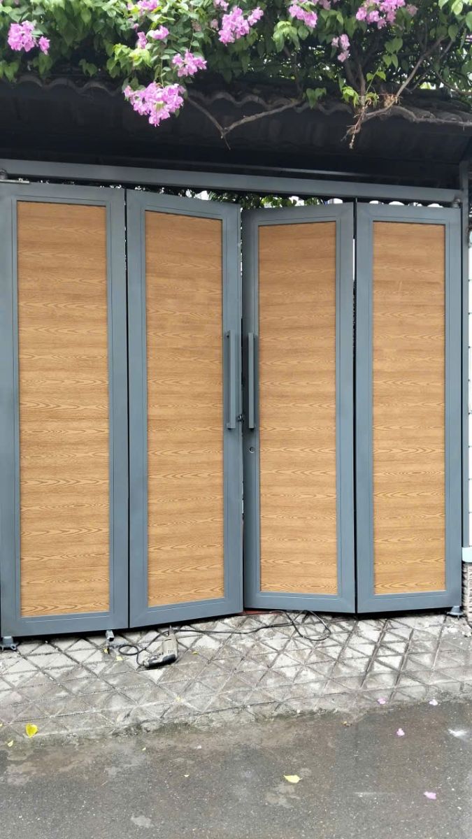 Chuyên làm cổng giả gỗ giá rẻ