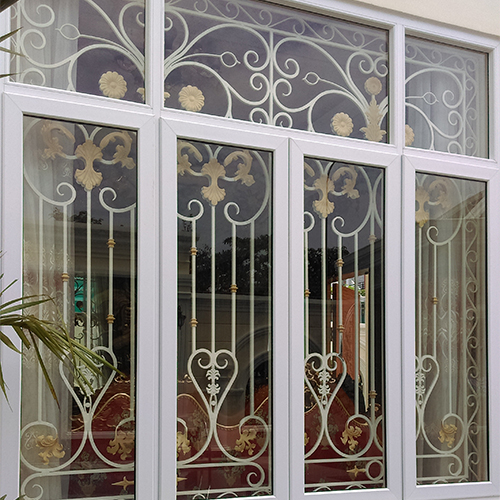 Khung cửa sổ nhà cấp 4