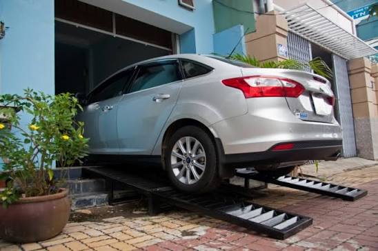 cầu sắt xe hơi cố định