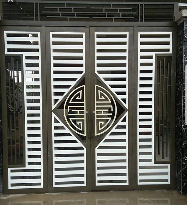 Thi công cổng 4 cánh sắt hộp