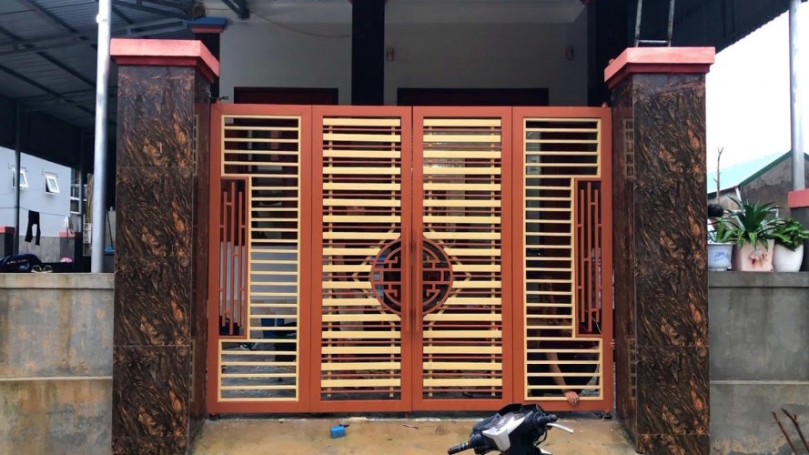 cổng sắt biệt thự đẹp Sài Gòn