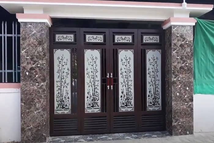 làm cổng sắt 4 cánh mặt tiền tphcm
