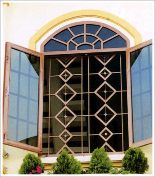 làm cửa sổ giá rẻ gò vấp