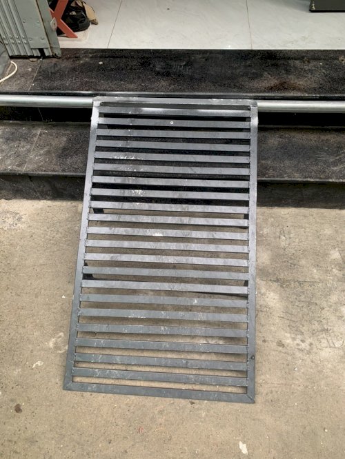 làm dốc sắt gấp gọn qua bậc thang
