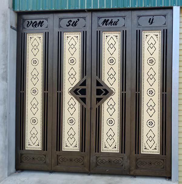 thi công cổng sắt hộp 4 cánh tại tphcm